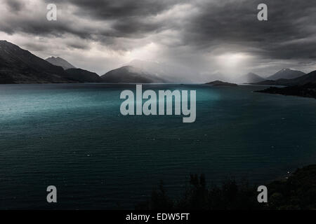 Sul lago Wakatipu, Otago, Nuova Zelanda Foto Stock