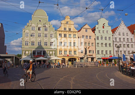 Augsburg, Moritzplatz, la piazza del mercato, Maximilianstrasse, Massimiliano street, Romantische Strasse, la Strada Romantica, Svevia Foto Stock