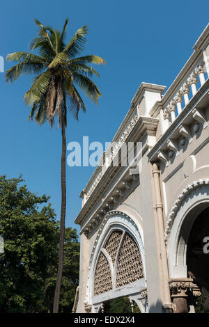 Aga Khan Palace conosciuto anche come Gandhi National Memorial costruito nel 1892 dal Sultano Mohammad Shah Aga Khan III Pune Maharashtra Foto Stock