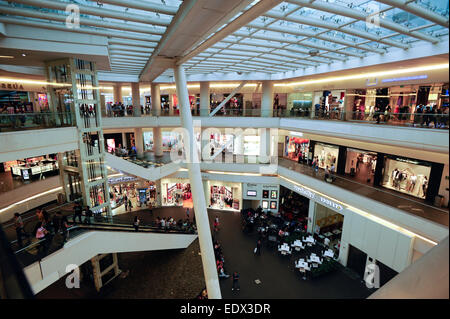 Reforma 222 shopping mall food court a Città del Messico Foto Stock