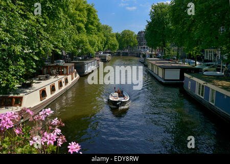 Hpuseboats su Papiermolensluis canal, Amsterdam, Olanda Settentrionale, Paesi Bassi, Europa Foto Stock