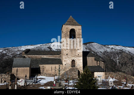 Église de la Trinité et Sainte-Marie, Prats Balaguer, nei Pirenei orientali, Francia. La chiesa risale al XI secolo. Foto Stock