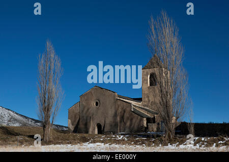 Église de la Trinité et Sainte-Marie, Prats Balaguer, nei Pirenei orientali, Francia. La chiesa risale al XI secolo. Foto Stock