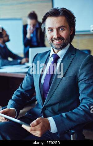 Ritratto di bello imprenditore maturo Foto Stock