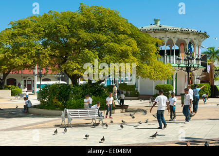 Dominikanische Republik, Norden, Puerto Plata, Parque de la Restauracion, Parque Central Foto Stock