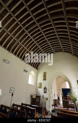 Regno Unito Galles, Swansea, Gower, Cheriton, St Cadoc chiesa dell'interno del tetto della camera Foto Stock