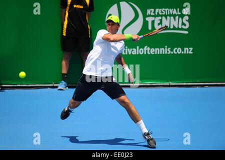 Auckland, Nuova Zelanda. Xii gen, 2015. Alejando Gonzalez da Columbia durante la sua partita di qualificazione alla Heineken aperta. ASB Tennis Centre di Auckland, Nuova Zelanda. Lunedì 12 gennaio 2015. Credito: Azione Sport Plus/Alamy Live News Foto Stock