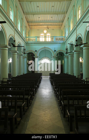 Chiesa del convento di Loreto dove Madre Teresa visse prima della fondazione delle Missionarie della Carità in Kolkata Foto Stock