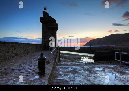 Torre renano, Lynmouth Harbour di Sunrise, North Devon. Foto Stock