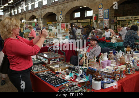 La città mercato di tavistock in Devonshire, Regno Unito Foto Stock