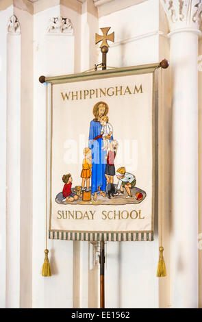 Banner per Whippingham Domenica scuola presso il St Mildred la chiesa di Whippingham, Isle of Wight, Hampshire, Regno Unito Foto Stock