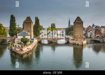 Ponts Couverts, Sito Patrimonio Mondiale dell'UNESCO, il fiume Ill, Strasburgo, Alsazia, Francia, Europa Foto Stock