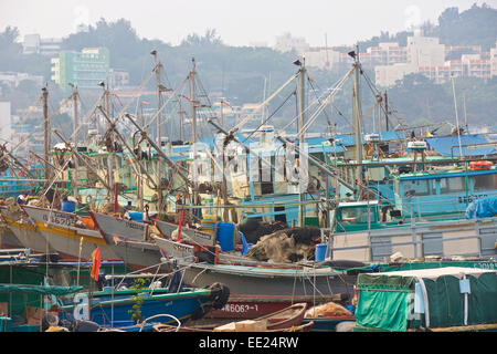 La pesca commerciale vanta impaccato in Cheung Chau, Porto di Hong Kong. Foto Stock