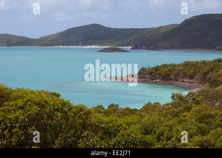 Vista della collina panoramica ingresso su Whitsunday Island. Whitsundays, Queensland, Australia Foto Stock