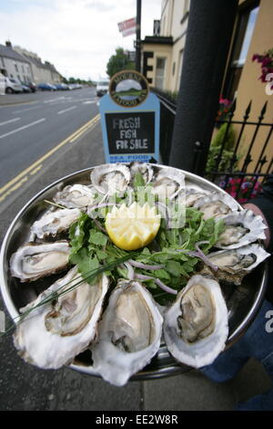 Se vi piace il pesce fresco locale a prezzo anaffordable quindi rendere il vostro modo per la Mourne seafood bar a Dundrum o Belfast. La nostra s Foto Stock