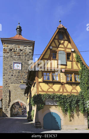 Deutschland, Bayern, Rothenburg ob der Tauber, Siebersturm, Stadtmauer, Wehrturm, Turm, Haus, Fachwerk, Fachwerkhaus Foto Stock