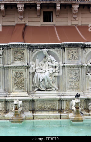 Toskana, Siena, Piazza del Campo Fonte Gaia, Brunnen Foto Stock