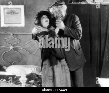 ZaSu Pitts, Gibson Gowland, sul set del film muto, "avidità", 1924 Foto Stock