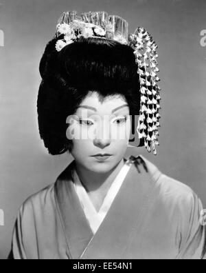 Shirley MacLaine, sul set del film, 'My Geisha", 1962 Foto Stock