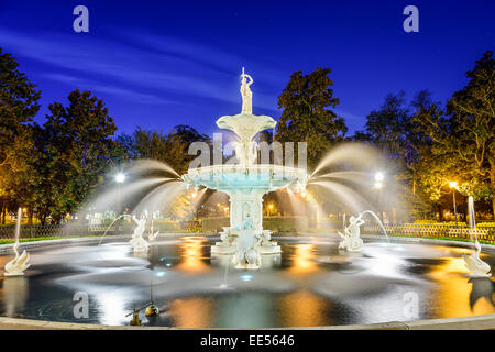 Il Savannah, Georgia, Stati Uniti d'America al Forsyth park fontana. Foto Stock