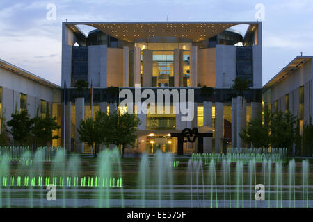 Deutschland, Berlino, Europa, Hauptstadt, Stadt, Sehenswuerdigkeit, Berlin-Tiergarten, neues Bundeskanzleramt, Willy-Brand-Strass Foto Stock