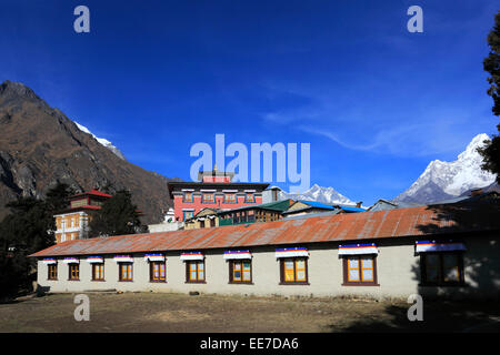 Tengboche monastero Buddista, Tengboche village, Campo Base Everest trek, Sito Patrimonio Mondiale dell'UNESCO, il Parco Nazionale di Sagarmatha Foto Stock