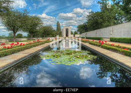 Cambridge American Cimitero e memoriale è un cimitero e la cappella tra i villaggi di Coton Madingley e a Cambridgeshire. Foto Stock