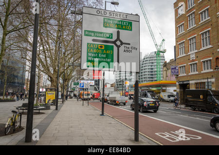 La vecchia strada rotonda, denominato rotonda di silicio e Tech città a causa di un volume di attività di tecnologia. Londra, Regno Unito Foto Stock