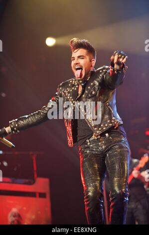 Glasgow, Scotland, Regno Unito. 14 gennaio, 2015. Queen e Adam Lambert eseguire a Glasgow SSE idro mercoledì 14 gennaio 2015 Credit: John Graham / Basslines Immagini/Alamy Live News Foto Stock