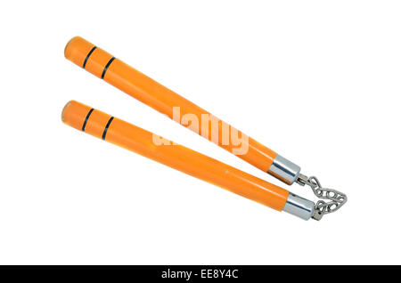 Giallo karate nunchucks attrezzo su sfondo bianco Foto Stock