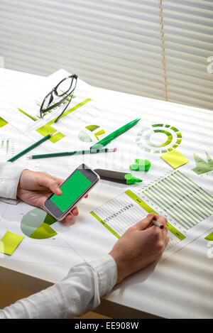 Economista lavora Foto Stock