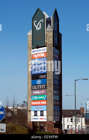 Centrale di sei negozi segno, Coventry, Regno Unito Foto Stock