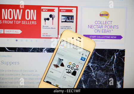 Sito web di Ebay e IPhone Foto Stock