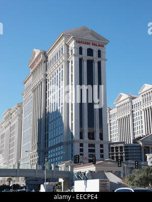 Las Vegas, Nevada, USA. 15 gennaio, 2015. Una vista esterna del Caesars Palace Hotel & Casino giovedì 15 gennaio 2015 a Las Vegas Nevada dopo che la società ha presentato istanza di fallimento in Chicago Illinois in precedenza al mattino. Credito: Marcel Thomas/ZUMA filo/Alamy Live News Foto Stock