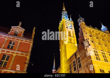 Il municipio storico al Mercato Lungo, Gdansk, Polonia Foto Stock