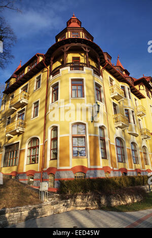 Europa, Slowakei, Tatranska Lomnica, Haus, Grand Hotel Praha, Architektur, Gebaeude, Gebäude, Vysok" Tatry, Hohe Tatra, Slovacchia Foto Stock