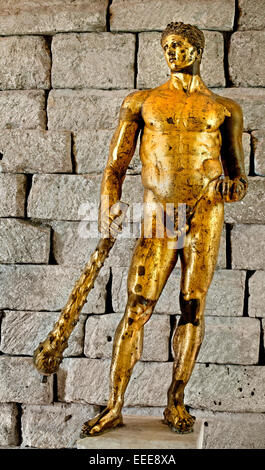 Statua di Ercole in bronzo dorato II secolo a.c. cm 241 Museo Capitolino Roma Italia romano Italia romana Foto Stock