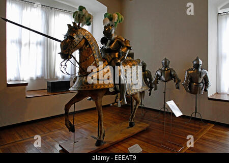 La sala banchetti noto anche come grande camera corte fu costruita dopo il grande incendio del 1499/1500 durante gli anni 1501-1504. Il weaponary della corte è anche sul display nella Grande Corte Camera. La corazza è stata usata per entrambe le giostre e campagna militare Foto Stock