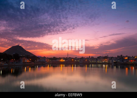 India Rajasthan, Pushkar al crepuscolo Foto Stock