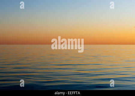 Tramonto sull'oceano, Kai, ISOLE MOLUCCHE, INDONESIA Foto Stock