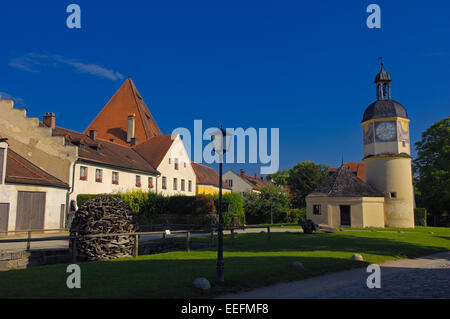 Burghausen, Castello, antica torre dell'orologio, Altotting distretto, Alta Baviera, Baviera, Germania Foto Stock
