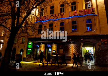 Karlovy Lazne nightclub della città vecchia Staré Mesto Praga Repubblica Ceca Foto Stock
