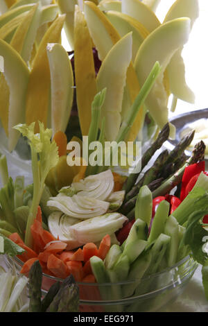 Essen, Ernaehrung, Speisen, schlemmen, kaltes, Buffet, Italien, italienisch, Spezialitaeten, Genuss, cibo, still life, Sachaufna Foto Stock