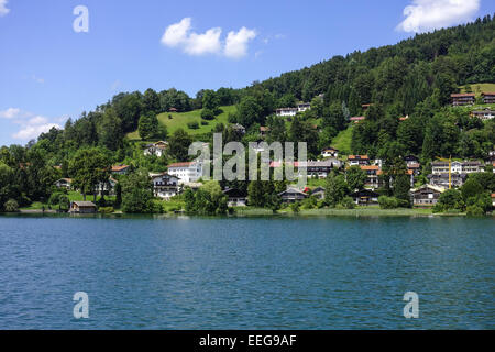 Il Tegernsee, Ortschaft Tegernsee, Wallberg, Oberbayern, Bayern, Deutschland, Europa, .Tegernsee sul lago Tegernsee, Alta Baviera, Foto Stock