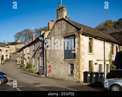 Regno Unito, Derbyshire, Tideswell, High Street, il mercato del bestiame, Avvento Hunstone della vecchia officina Foto Stock