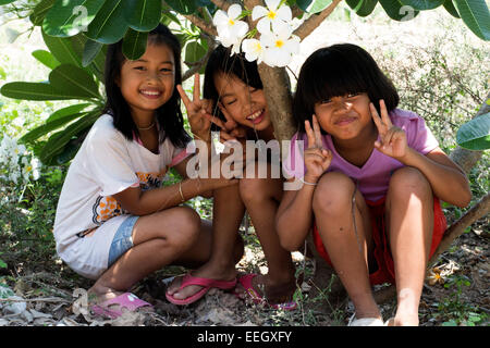 Le ragazze a giocare in Thailandia Foto Stock