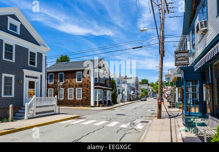 La strada principale del centro storico della città vecchia di Stonington, Connecticut, Stati Uniti d'America Foto Stock