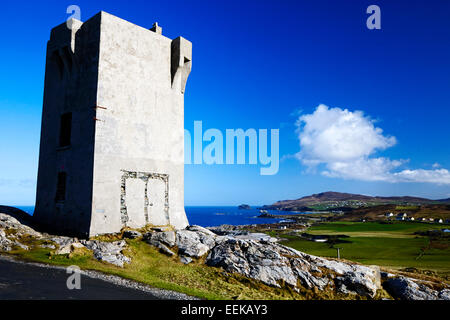 Lloyds torre di avvistamento a Malin Head il punto più settentrionale in Irlanda Foto Stock