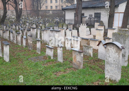 Il Cimitero Remuh (noto anche come il vecchio cimitero ebraico), Kazimierz, Cracovia in Polonia. Foto Stock