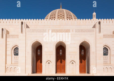 La preghiera principale sala d'ingresso del Sultano Qaboos moschea Foto Stock